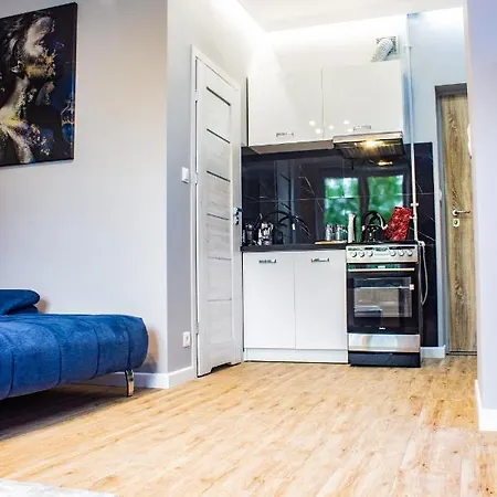 Apartmán Na Woli Blisko Metra